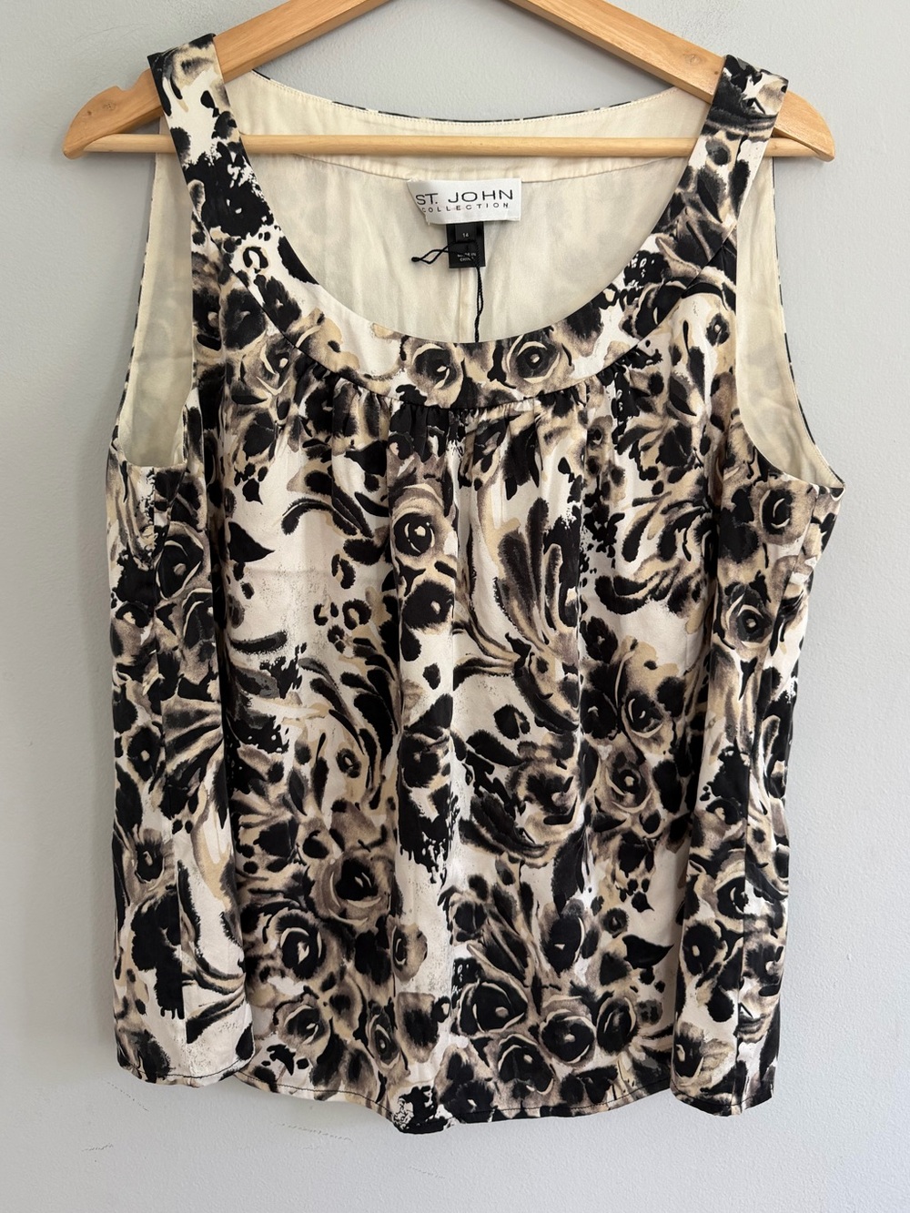 St. John Tank Top Sleeveless Flowy Top Gray Black Cream Silk Floral Size 14